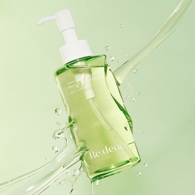 Product photo of Green Grape Pore Scaling Cleansing Oil